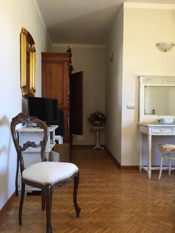 La Cortevecchia Lobbi Екстер'єр фото